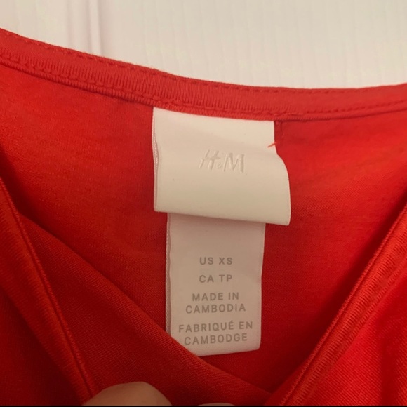 H&M Red Puff sleeves Blouse XSmall - Picture 5 of 8